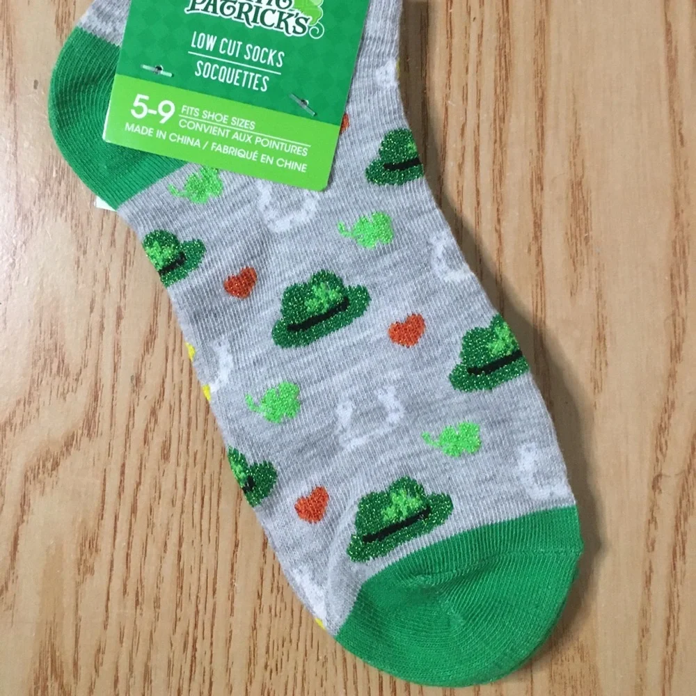 Free with Bundle New Womens St Patrick’s Day low cut socks shoe size 5-9